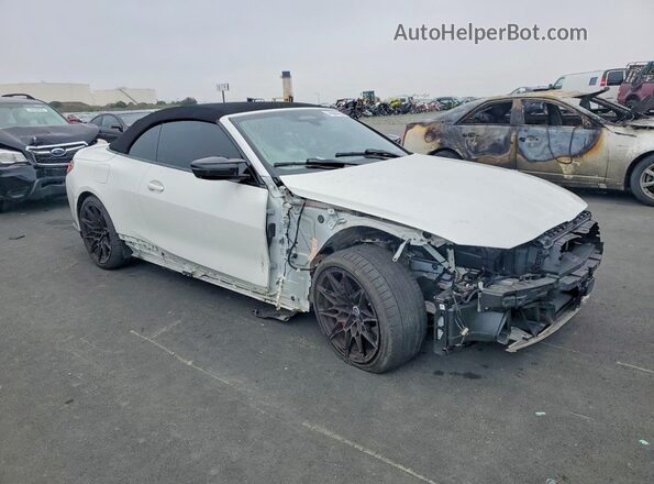 WBS33BA04PCL22253 2023 BMW M4 Белый Передняя правая четверть