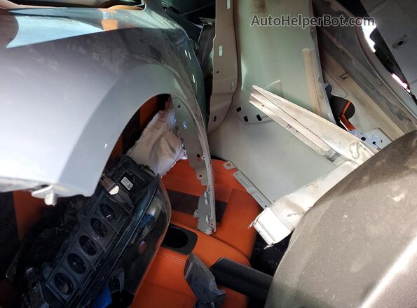 WBS33BA08PCM81406 2023 BMW M4 Gray Vista de los asientos traseros