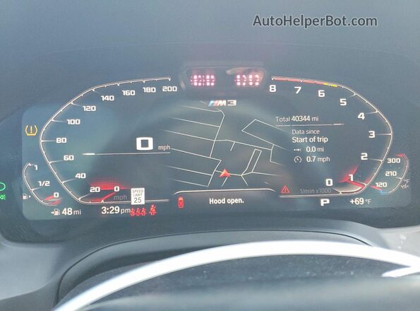 WBS43AY03NFL95677 2022 BMW M3 Gray Սարքավորումների վահանակի տեսք