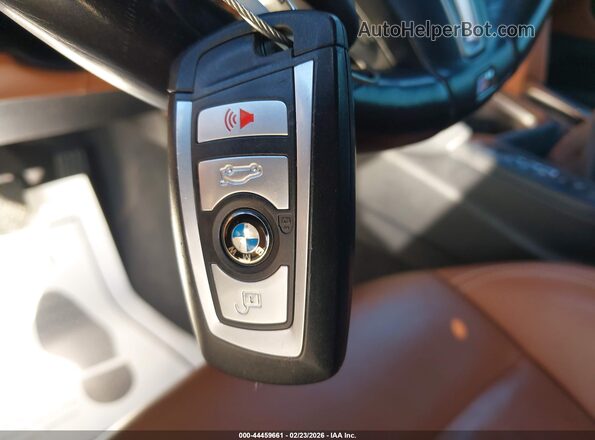 WBS4Y9C06LFJ21779 2020 BMW M4 White Dashboard view