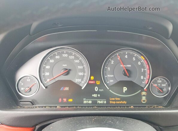 WBS4Y9C57JAC87155 2018 BMW M4 White Widok zestawu wskaźników