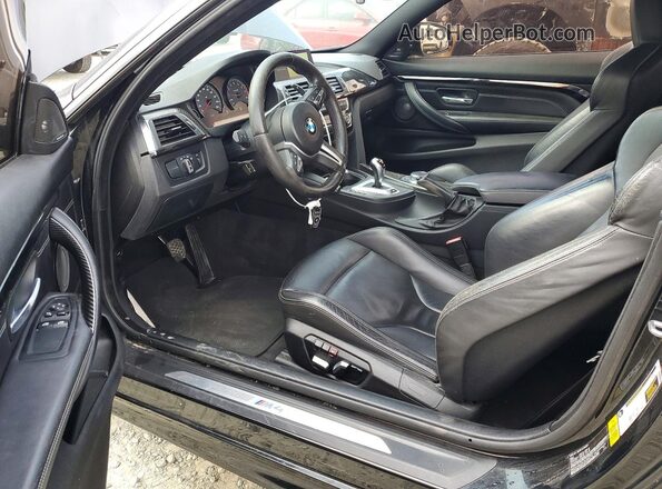 WBS4Y9C5XJAC86775 2018 BMW M4 Black Widok deski rozdzielczej