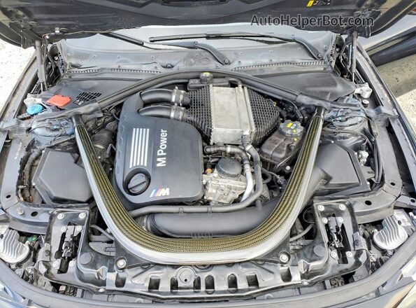 WBS4Y9C5XJAC86775 2018 BMW M4 Black Widok wnętrza z tyłu