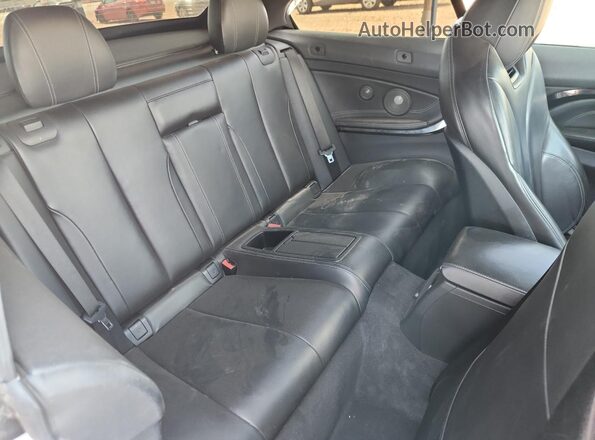 WBS4Z9C07L5R43784 2020 BMW M4 White Հետևի նստատեղերի տեսք