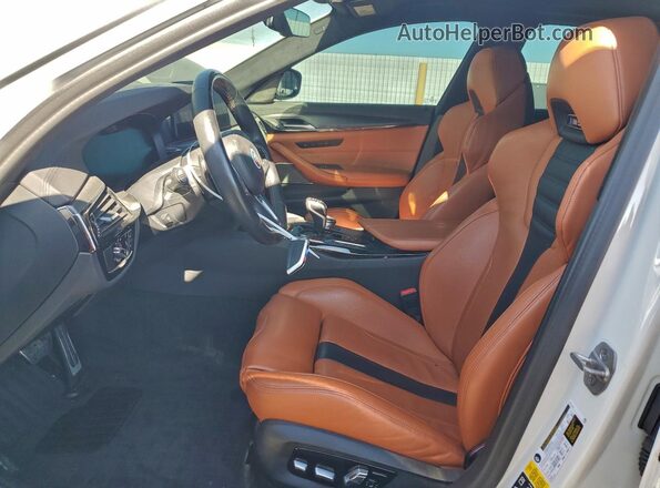 WBS83CH01NCJ40475 2022 BMW M5 White Vista interior delantera