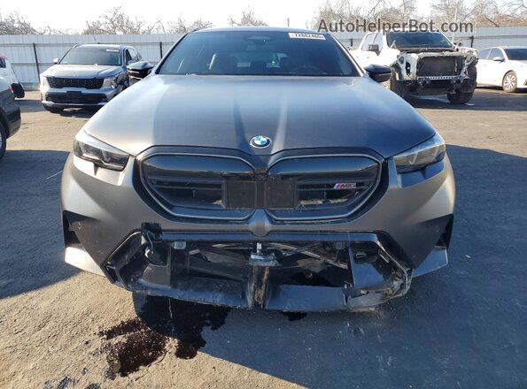 WBS83GV05SCU45064 2025 BMW M5 Charcoal Widok z przodu