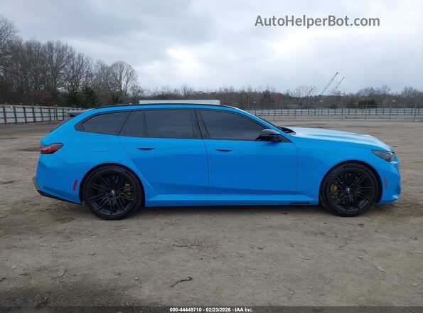 WBS83GV05TCW97737 2026 BMW M5 Blue Սարքավորումների վահանակի տեսք