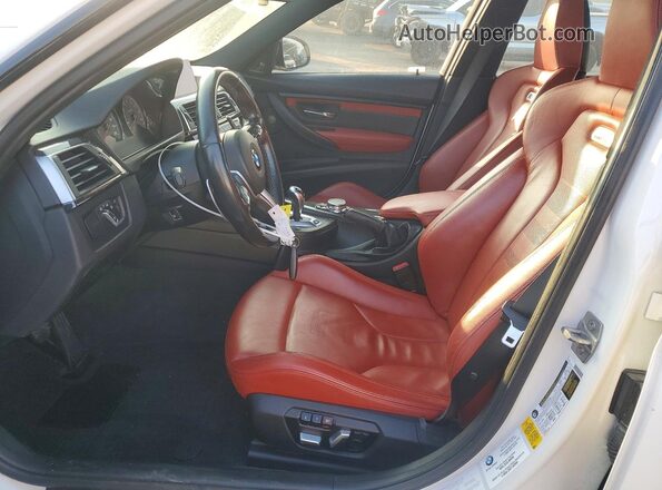 WBS8M9C5XGP966790 2016 BMW M3 White Vista interior delantera