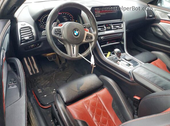 WBSAE0C05LCD56167 2020 BMW M8 Черный Вид панели приборов