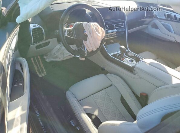 WBSAE0C06LCE17462 2020 BMW M8 Black Widok deski rozdzielczej