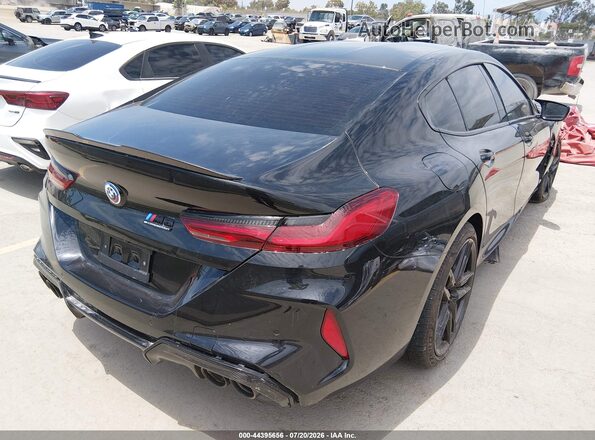 WBSGV0C05PCM47758 2023 BMW M8 Black Tył prawy
