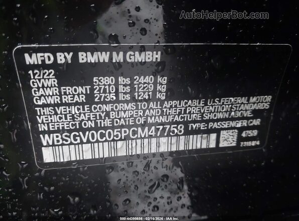 WBSGV0C05PCM47758 2023 BMW M8 Black Widok komory silnika