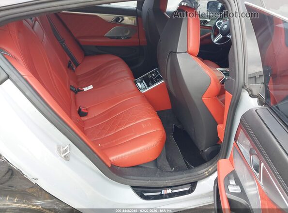 WBSGV0C06PCL37737 2023 BMW M8 Black Vista de la etiqueta del VIN