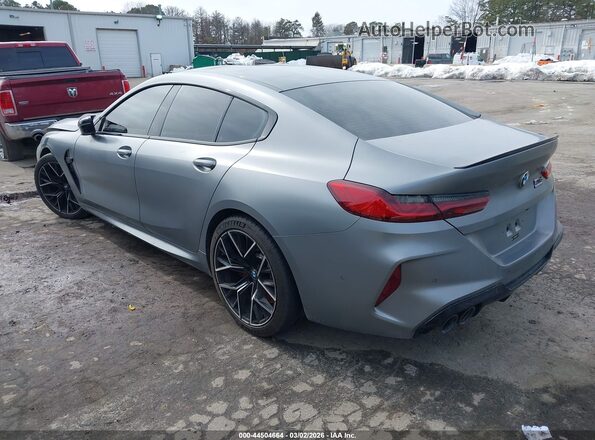 WBSGV0C06SCU79322 2025 BMW M8 Gray Trasero izquierdo