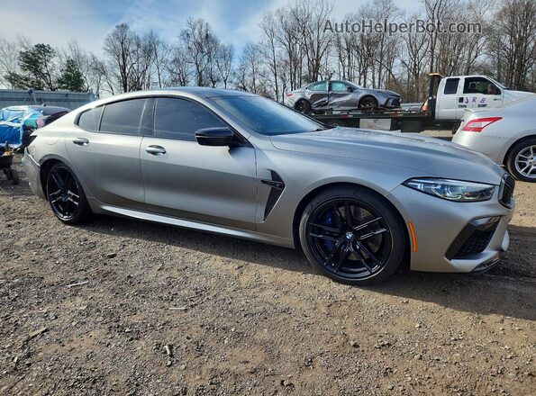 WBSGV0C07LCE47872 2020 BMW M8 Серый Передняя правая четверть
