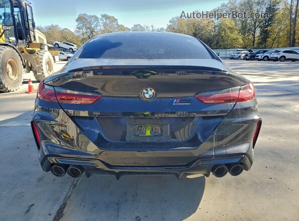 WBSGV0C09RCR90503 2024 BMW M8 Черный Вид сзади