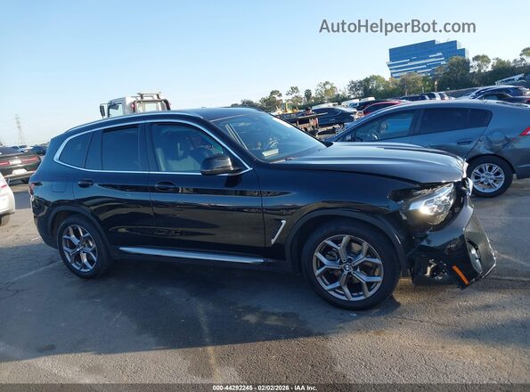 WBX47DP01RN292948 2024 BMW X3 Black Vista interior trasera