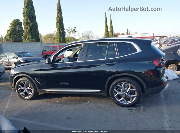 WBX47DP01RN292948 2024 BMW X3 Black Vista interior de 360 grados