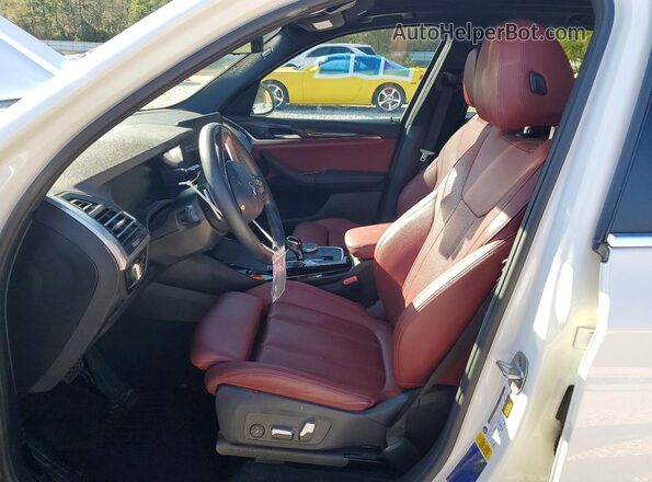 WBX47DP07NN125455 2022 BMW X3 White Vista interior delantera