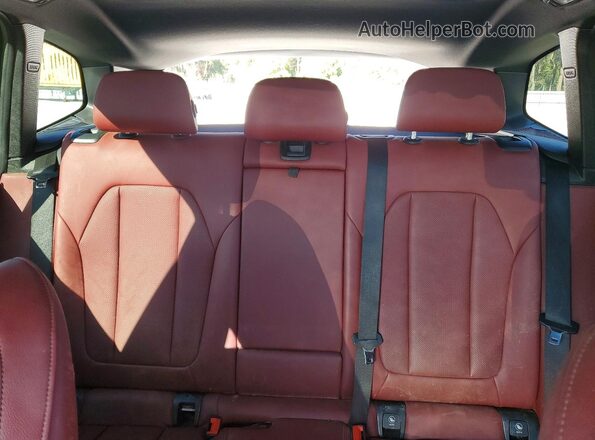 WBX47DP07NN125455 2022 BMW X3 White Vista de los asientos traseros