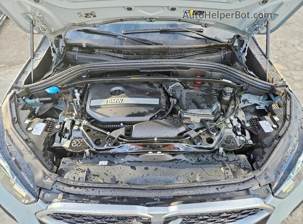 WBX63GM07S5288340 2025 BMW X2 Gray Widok wnętrza z tyłu