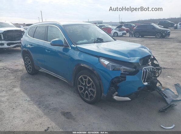 WBX73EF00S5094268 2025 BMW X1 Blue Widok wnętrza 360 stopni