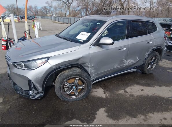 WBX73EF01R5007486 2024 BMW X1 Silver Vista tres cuartos delantera izquierda