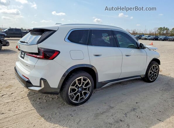WBX73EF05S5156540 2025 BMW X1 White Trasero derecho