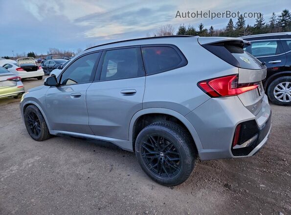 WBX73EF06P5X90771 2023 BMW X1 Silver Trasero izquierdo