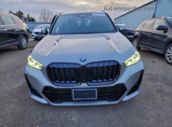 WBX73EF06P5X90771 2023 BMW X1 Silver Vista frontal