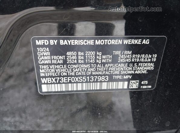 WBX73EF0XS5137983 2025 BMW X1 Black ძრავის განყოფილების ხედი