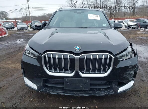 WBX73EF0XS5137983 2025 BMW X1 Black 