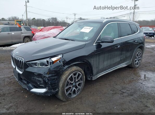 WBX73EF0XS5137983 2025 BMW X1 Black წინა ხედი