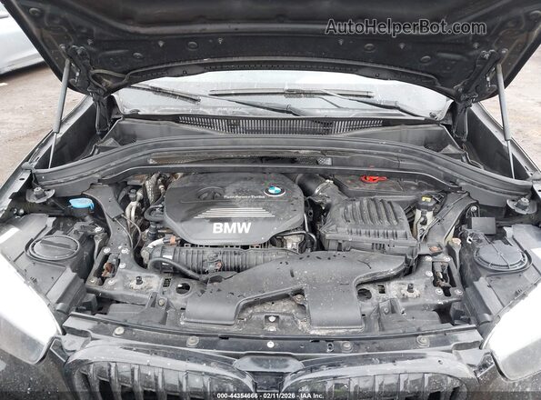 WBXHT3C30GP883734 2016 BMW X1 Black Rear view