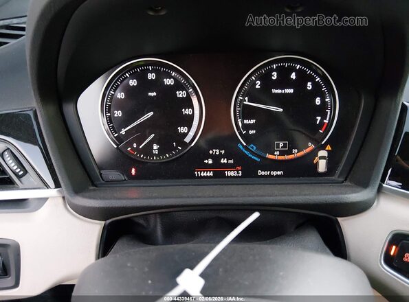 WBXHT3C34J5L34105 2018 BMW X1 Silver უკანა სავარძლების ხედი