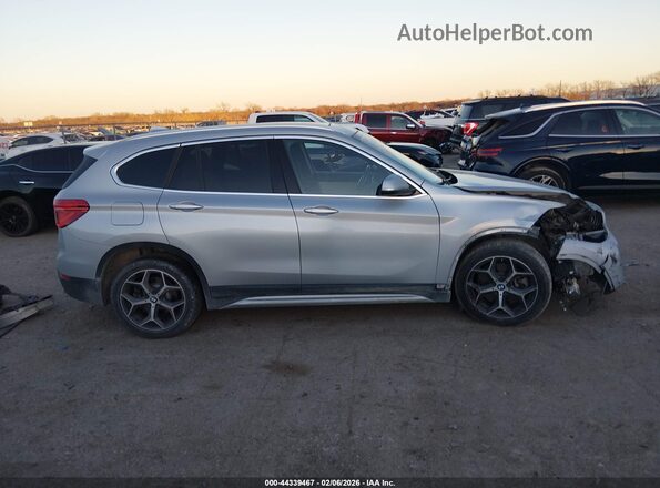 WBXHT3C34J5L34105 2018 BMW X1 Silver უკანა სალონის ხედი