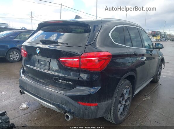 WBXJG7C06M5T57439 2021 BMW X1 Black Հետևի աջ