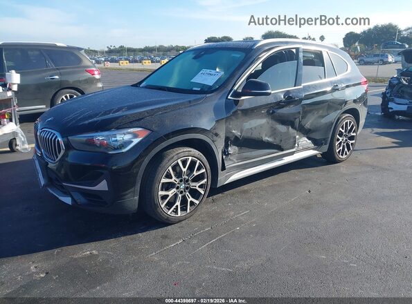 WBXJG7C08M3M66948 2021 BMW X1 Черный 