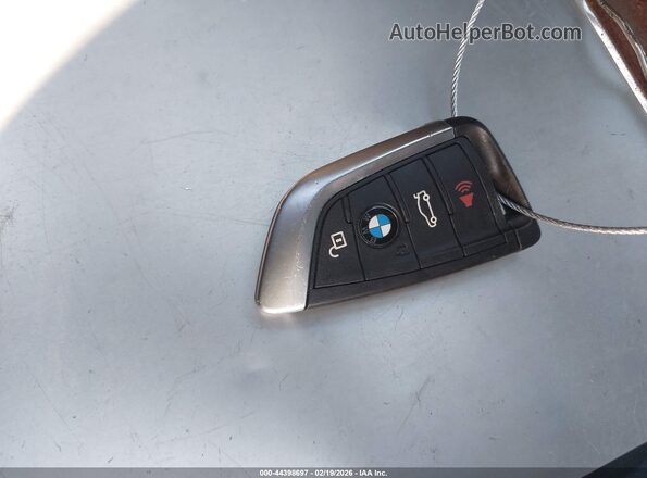 WBXJG7C08M3M66948 2021 BMW X1 Черный 