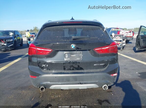 WBXJG7C08M3M66948 2021 BMW X1 Черный 