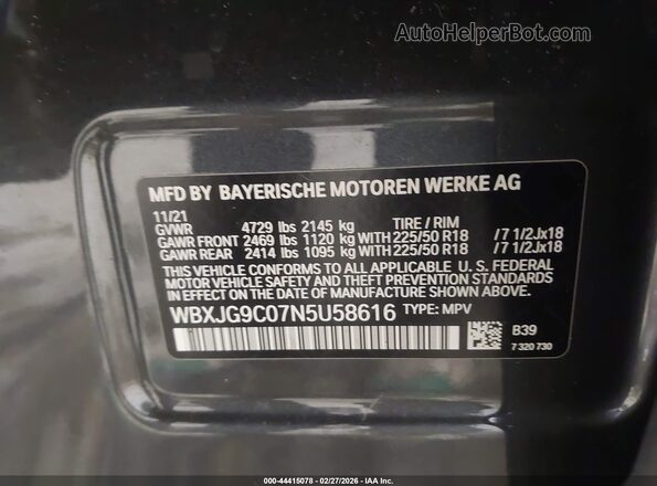 WBXJG9C07N5U58616 2022 BMW X1 Gray ძრავის განყოფილების ხედი