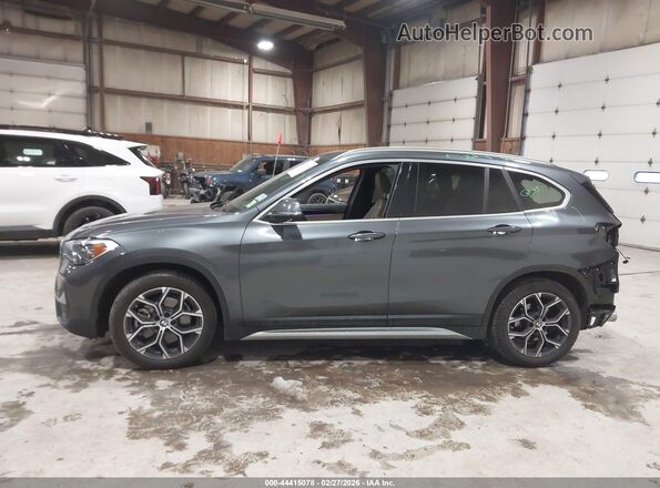 WBXJG9C07N5U58616 2022 BMW X1 Gray სალონის 360-გრადუსიანი ხედი