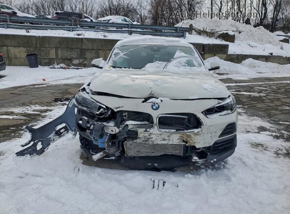 WBXYJ1C03M5S09665 2021 BMW X2 White Դիմացի տեսք