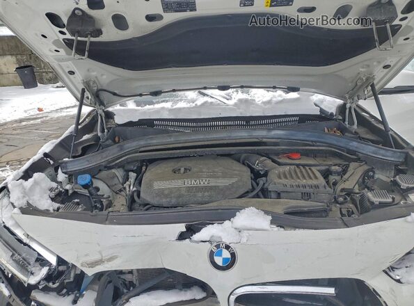 WBXYJ1C03M5S09665 2021 BMW X2 White Շարժիչի բաժամունքի տեսք
