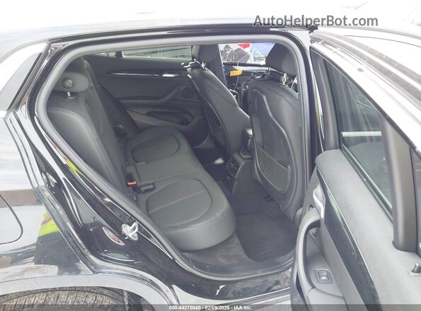 WBXYJ3C58K5N68403 2019 BMW X2 Black Widok naklejki z numerem VIN