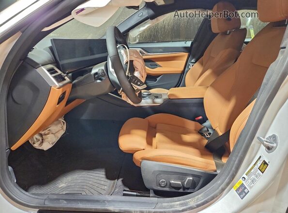WBY23HD05SFV45781 2025 BMW I4 White წინა სალონის ხედი