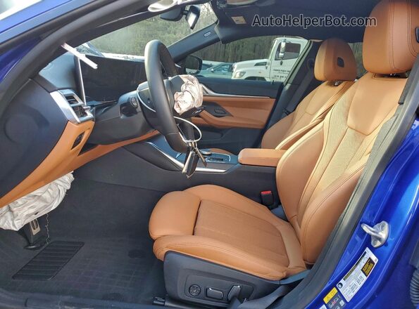 WBY23HD06SFV50746 2025 BMW I4 Blue Սալոնի դիմացի տեսք