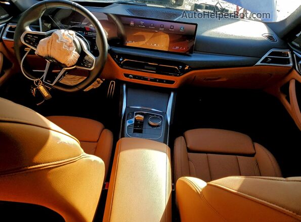 WBY23HD06SFV50746 2025 BMW I4 Blue Առջևի վահանակի տեսք
