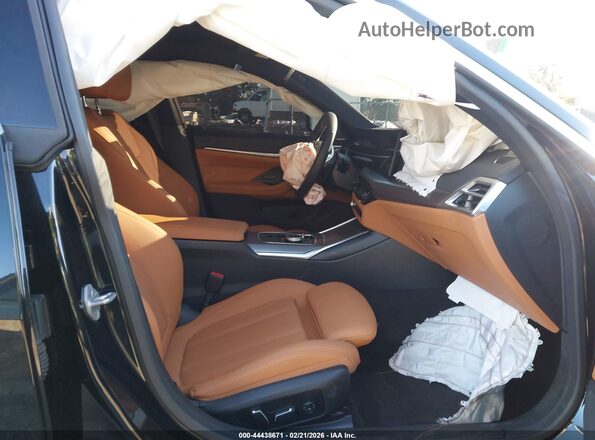 WBY23HD07SFU59856 2025 BMW I4 Black წინა სალონის ხედი