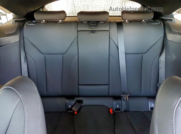 WBY23HD07SFU81615 2025 BMW I4 Gray უკანა სავარძლების ხედი